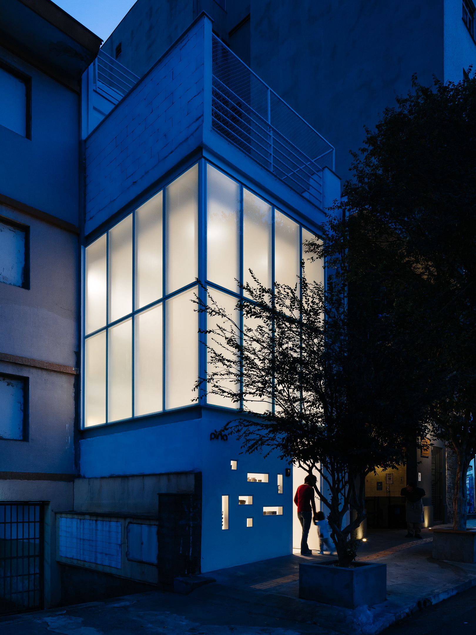 Featured image for “PINA ceramics studio and store in São Paulo, Brazil”