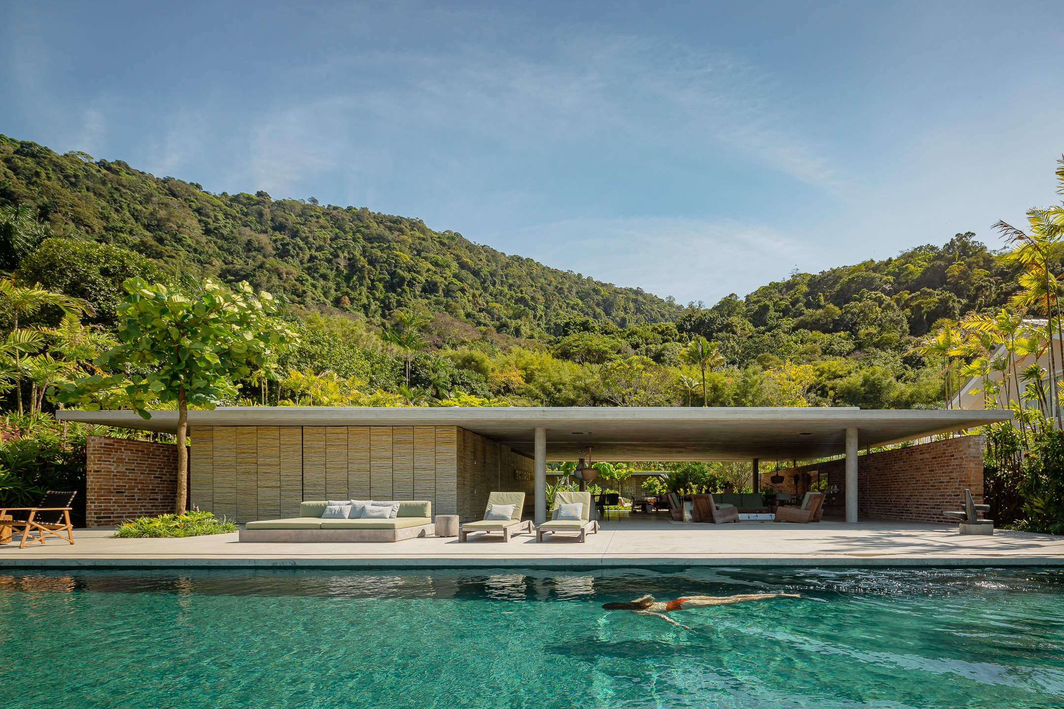 Featured image for “Patios House in Rio de Janeiro, Brazil”