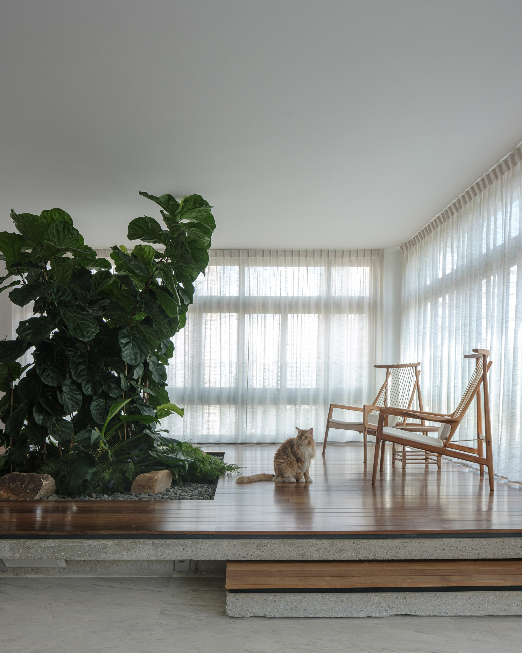 Featured image for “Bela Cintra Apartment in São Paulo, Brazil”
